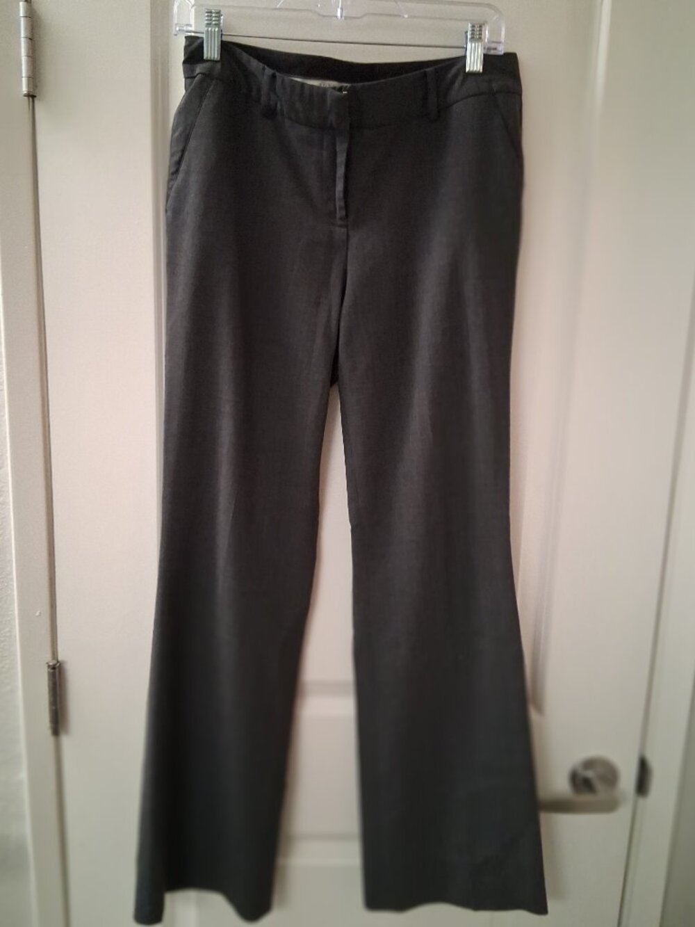 Anne Klein Women's Grey Flat Front Pants Slacks SZ 2